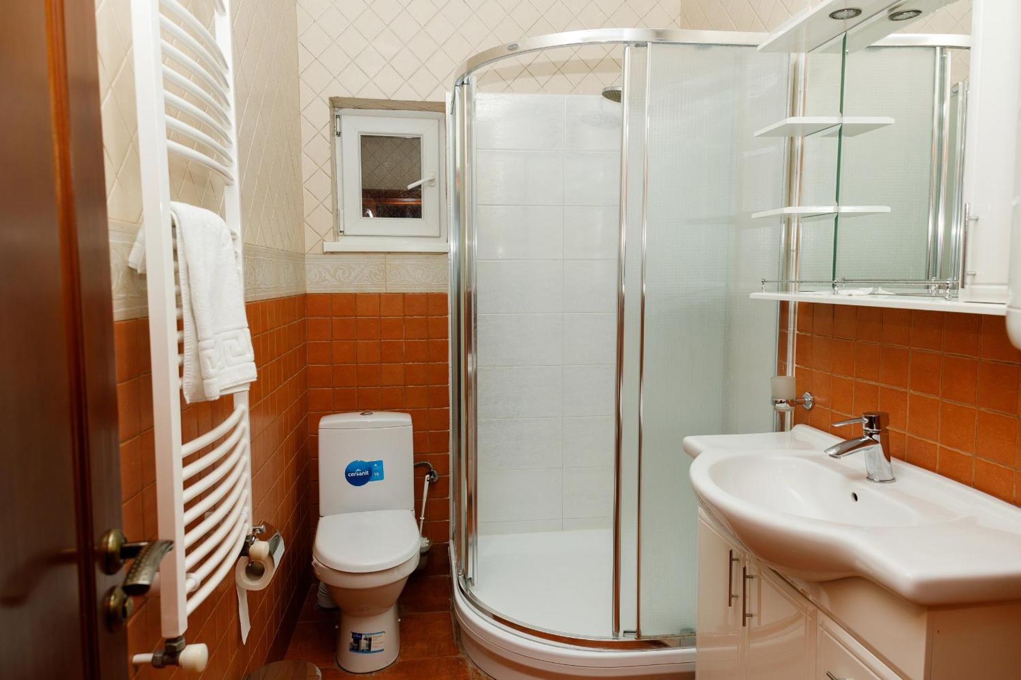Hotel Gostyniy Dvir Synevir Synevyr Exterior foto
