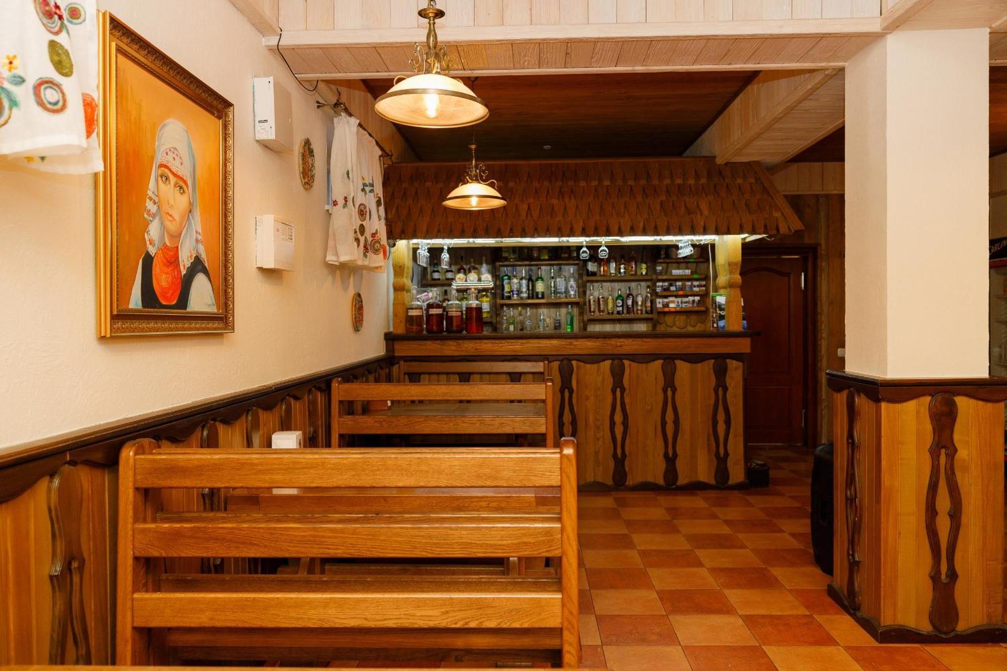 Hotel Gostyniy Dvir Synevir Synevyr Exterior foto